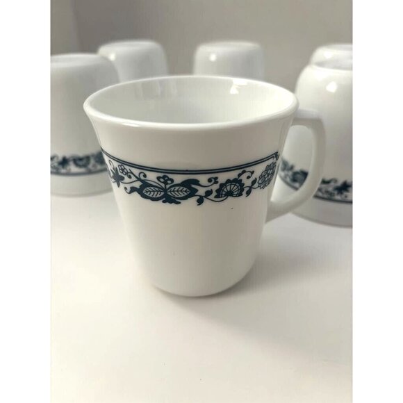 CORELLE OLD TOWN BLUE ONION Coffee Cups Set of 8 CORNING WARE USA - Picture 5 of 7